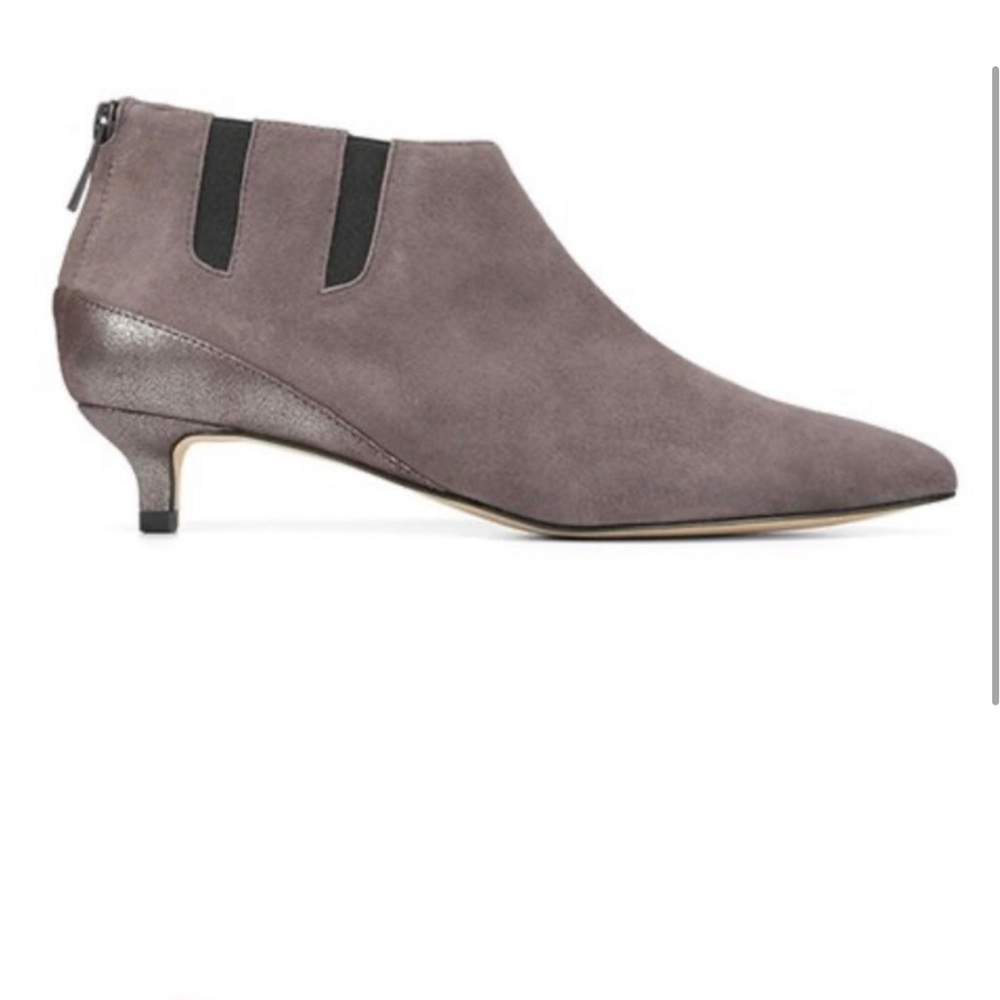 NWOT Donald Pliner Ilex Taupe Kitten Heel Boot